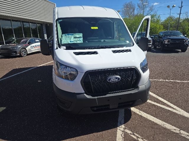2026 Ford Transit Cargo Van T-250 148 Med Rf 9150 GVWR RWD