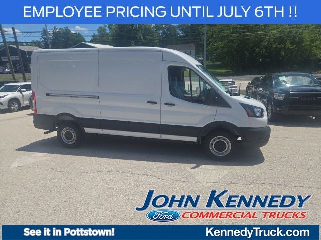 2026 Ford Transit Cargo Van T-250 148 Med Rf 9150 GVWR RWD