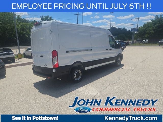 2026 Ford Transit Cargo Van T-250 148 Med Rf 9150 GVWR RWD