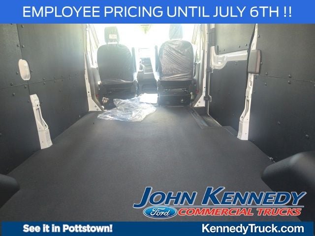 2026 Ford Transit Cargo Van T-250 148 Med Rf 9150 GVWR RWD