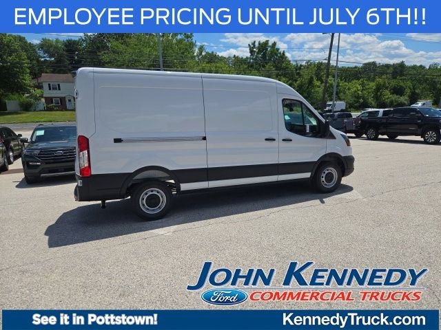 2026 Ford Transit Cargo Van T-250 148 Med Rf 9150 GVWR RWD