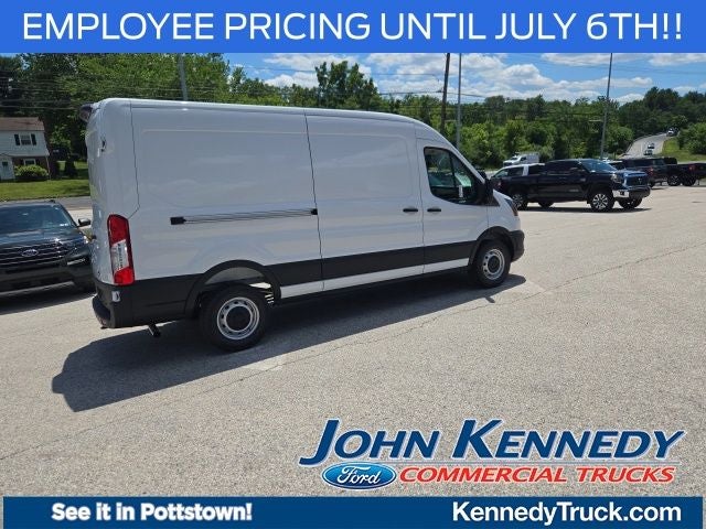 2026 Ford Transit Cargo Van T-250 148 Med Rf 9150 GVWR RWD