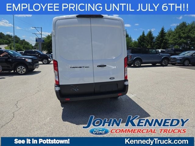 2026 Ford Transit Cargo Van T-250 148 Med Rf 9150 GVWR RWD