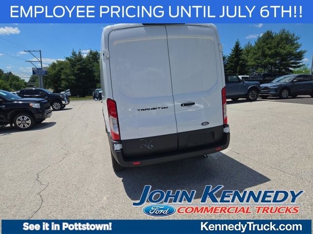 2026 Ford Transit Cargo Van T-250 148 Med Rf 9150 GVWR RWD
