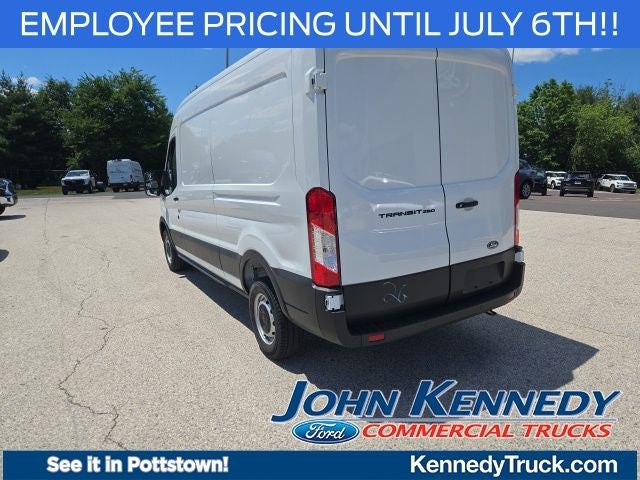 2026 Ford Transit Cargo Van T-250 148 Med Rf 9150 GVWR RWD