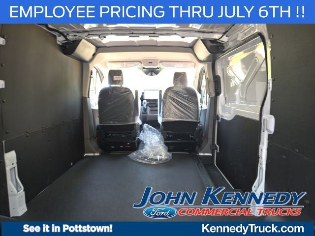 2026 Ford Transit Cargo Van T-250 130 Low Rf 9150 GVWR RWD