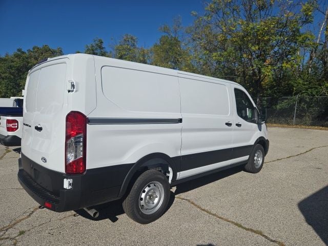 2026 Ford Transit Cargo Van T-250 130 Low Rf 9150 GVWR RWD