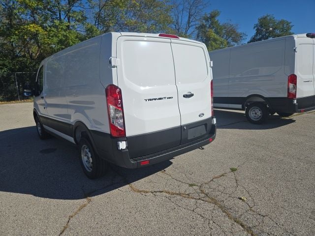 2026 Ford Transit Cargo Van T-250 130 Low Rf 9150 GVWR RWD