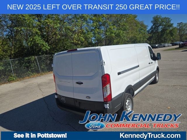2025 Ford Transit Cargo Van T-250 148 Low Rf 9070 GVWR RWD