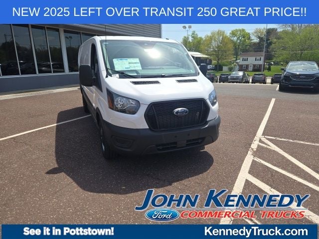 2025 Ford Transit Cargo Van T-250 148 Low Rf 9070 GVWR RWD