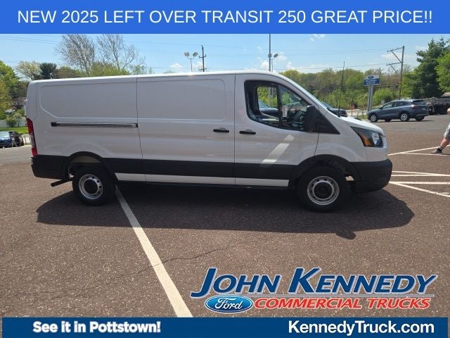 2025 Ford Transit Cargo Van T-250 148 Low Rf 9070 GVWR RWD