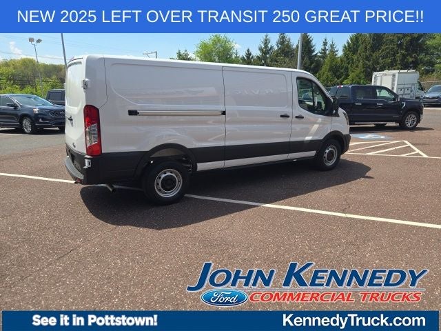 2025 Ford Transit Cargo Van T-250 148 Low Rf 9070 GVWR RWD