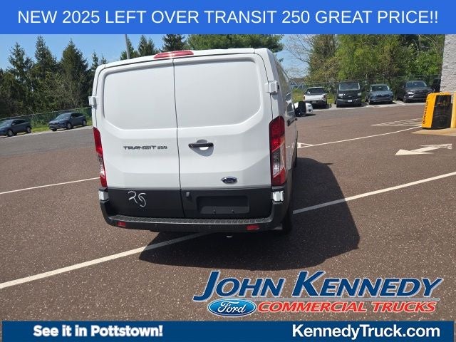 2025 Ford Transit Cargo Van T-250 148 Low Rf 9070 GVWR RWD