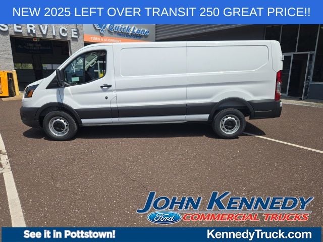 2025 Ford Transit Cargo Van T-250 148 Low Rf 9070 GVWR RWD