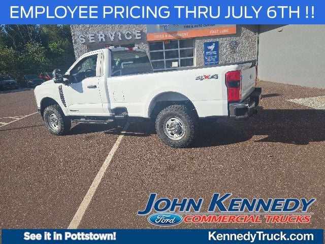 2026 Ford Super Duty F-250 SRW XL 4WD Reg Cab 8' Box