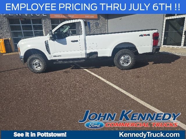 2026 Ford Super Duty F-250 SRW XL 4WD Reg Cab 8' Box