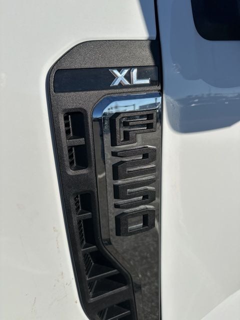 2026 Ford Super Duty F-250 SRW XL 4WD Reg Cab 8' Box