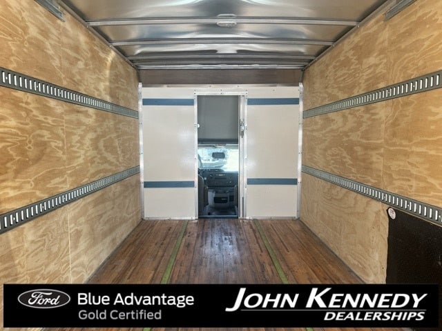 2025 Ford E-350SD Base Cutaway