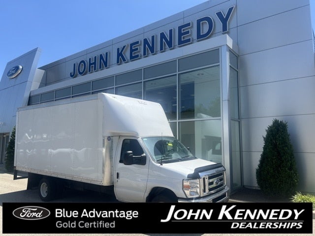 2025 Ford E-350SD Base Cutaway