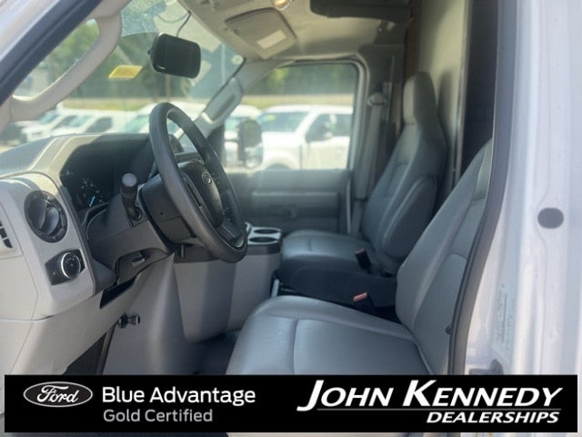 2025 Ford E-350SD Base Cutaway