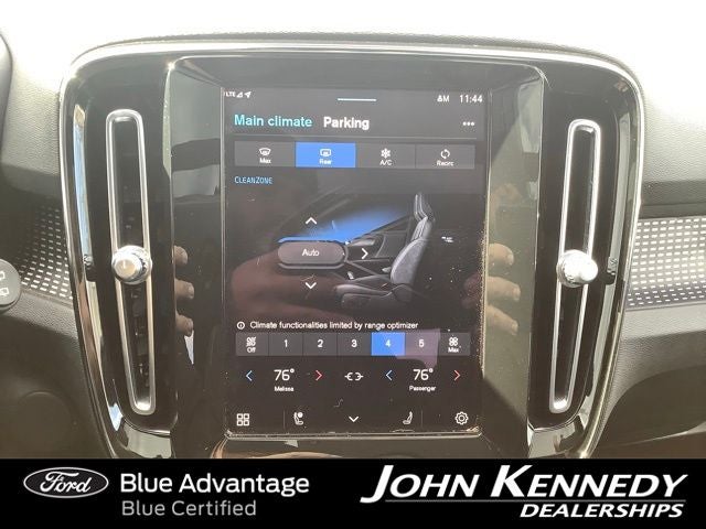 2021 Volvo XC40 Recharge Pure Electric P8