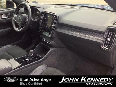 2021 Volvo XC40 Recharge Pure Electric P8