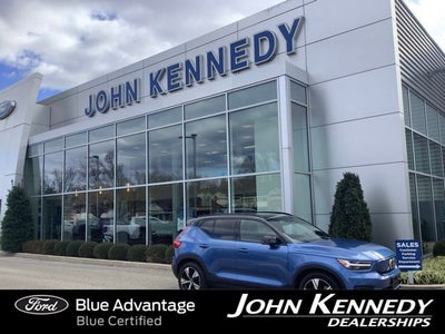 2021 Volvo XC40 Recharge Pure Electric P8