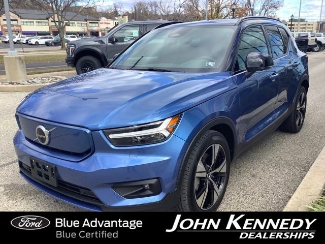 2021 Volvo XC40 Recharge Pure Electric P8