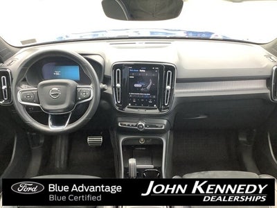 2021 Volvo XC40 Recharge Pure Electric P8