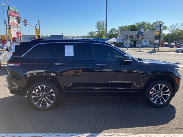 2022 Jeep Grand Cherokee Overland