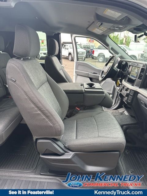 2026 Ford F-550SD XL Chassis Commercial