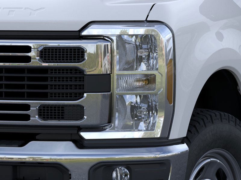 2026 Ford F-350SD Chassis Commercial