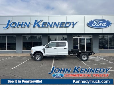 2026 Ford F-350SD Chassis Commercial