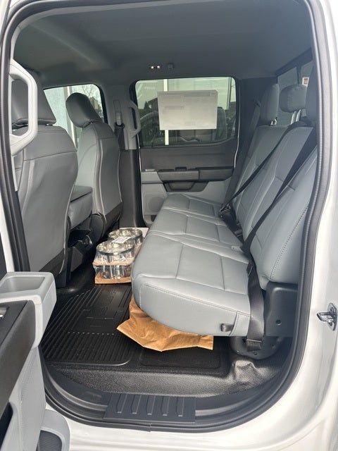 2026 Ford F-350SD Chassis Commercial