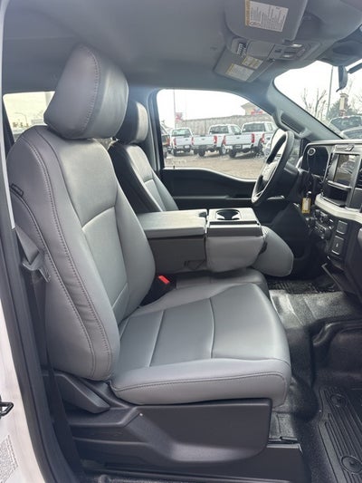 2026 Ford F-350SD Chassis Commercial