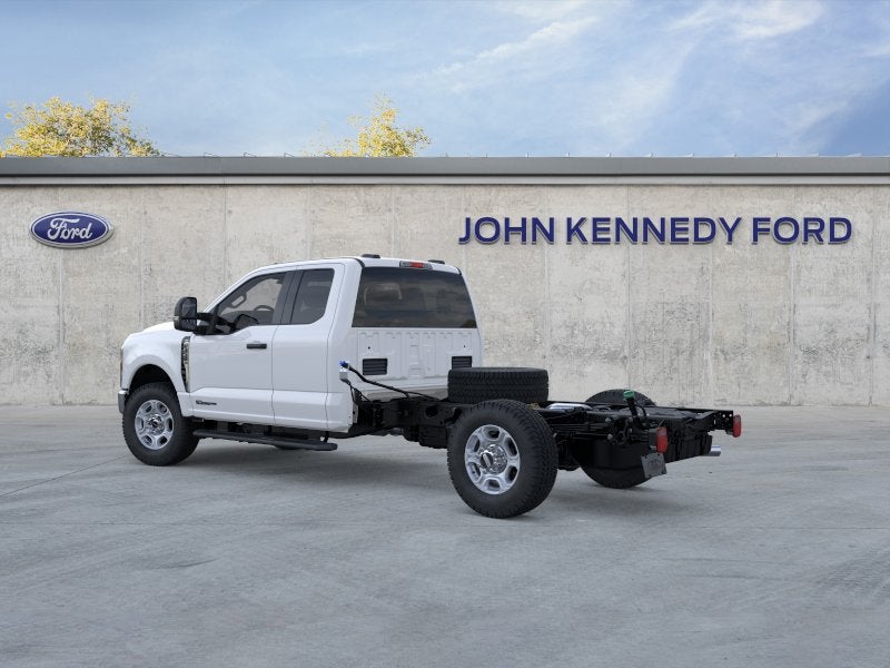 2026 Ford F-350SD XLT 168 WB