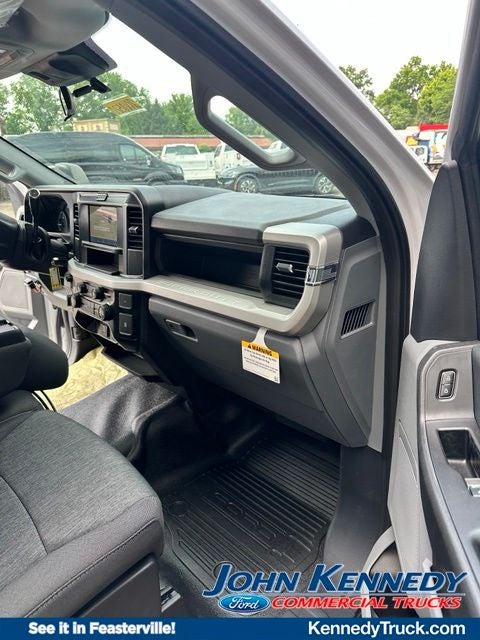 2026 Ford F-600SD Landscape Dump Commercial