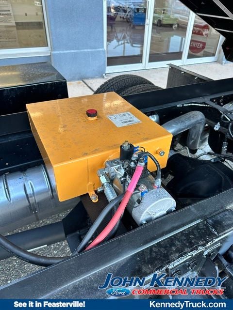 2026 Ford F-350 Dump Body Commercial