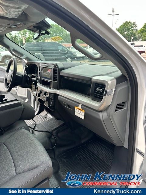 2026 Ford F-550SD Landscape Dump Commercial