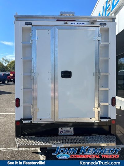 2026 Ford E-350SD Base Cutaway