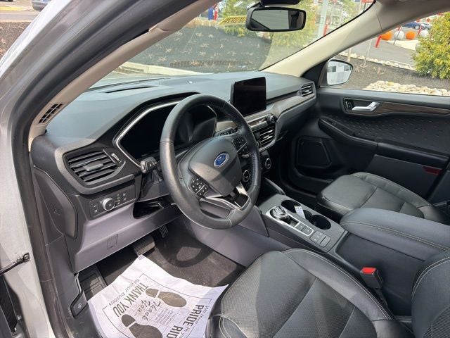 2020 Ford Escape Titanium Hybrid