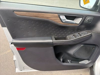 2020 Ford Escape Titanium Hybrid