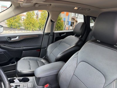 2020 Ford Escape Titanium Hybrid