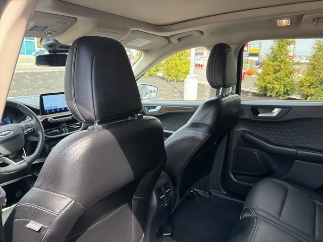 2020 Ford Escape Titanium Hybrid