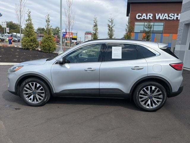 2020 Ford Escape Titanium Hybrid