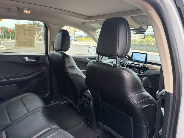 2020 Ford Escape Titanium Hybrid