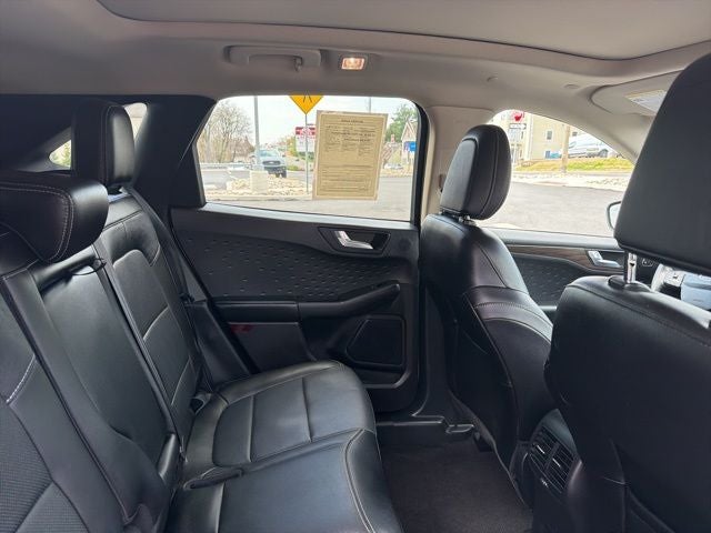 2020 Ford Escape Titanium Hybrid