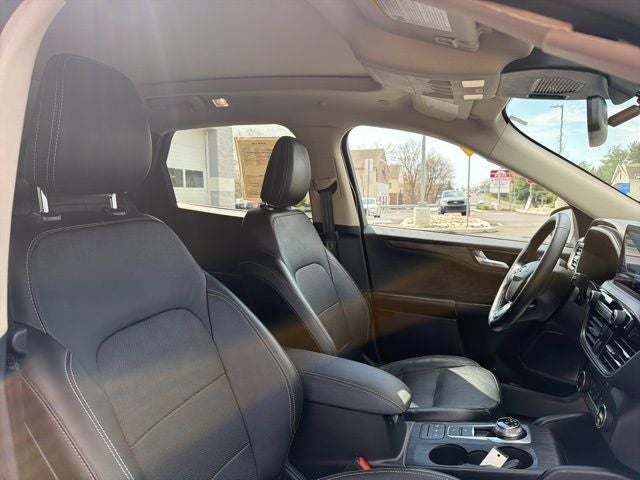 2020 Ford Escape Titanium Hybrid