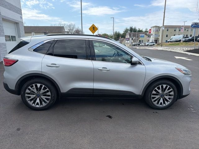 2020 Ford Escape Titanium Hybrid