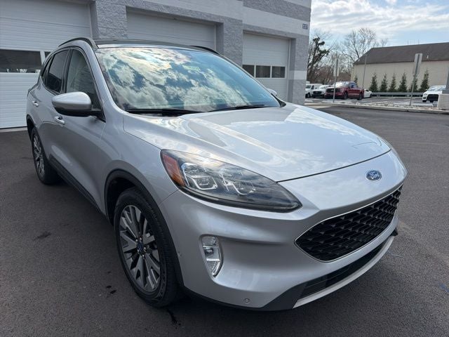 2020 Ford Escape Titanium Hybrid